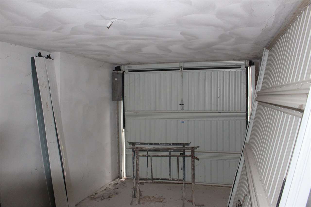 imm_2401-1280-