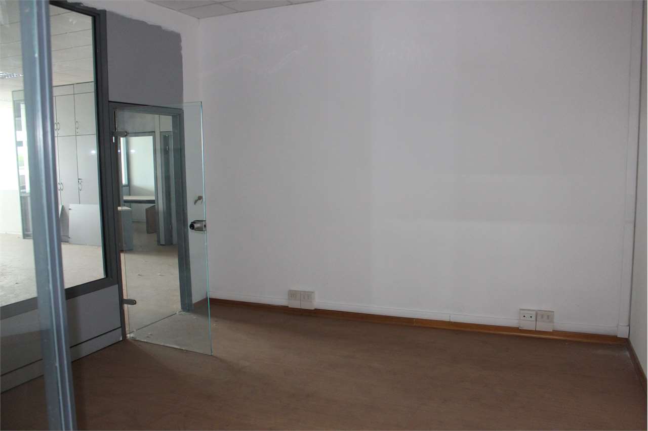 imm_3406-1280-